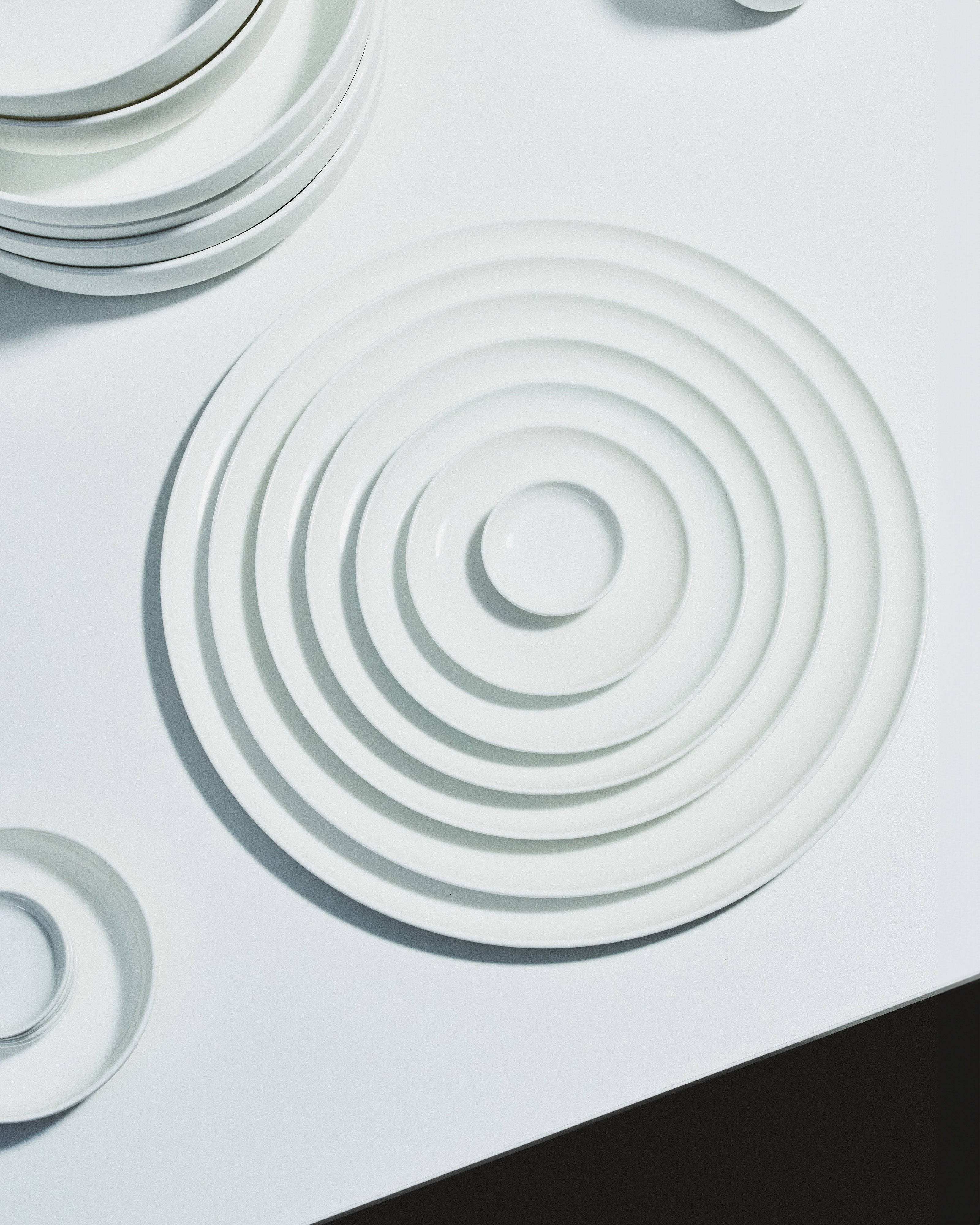 BASE Low plate XL, white