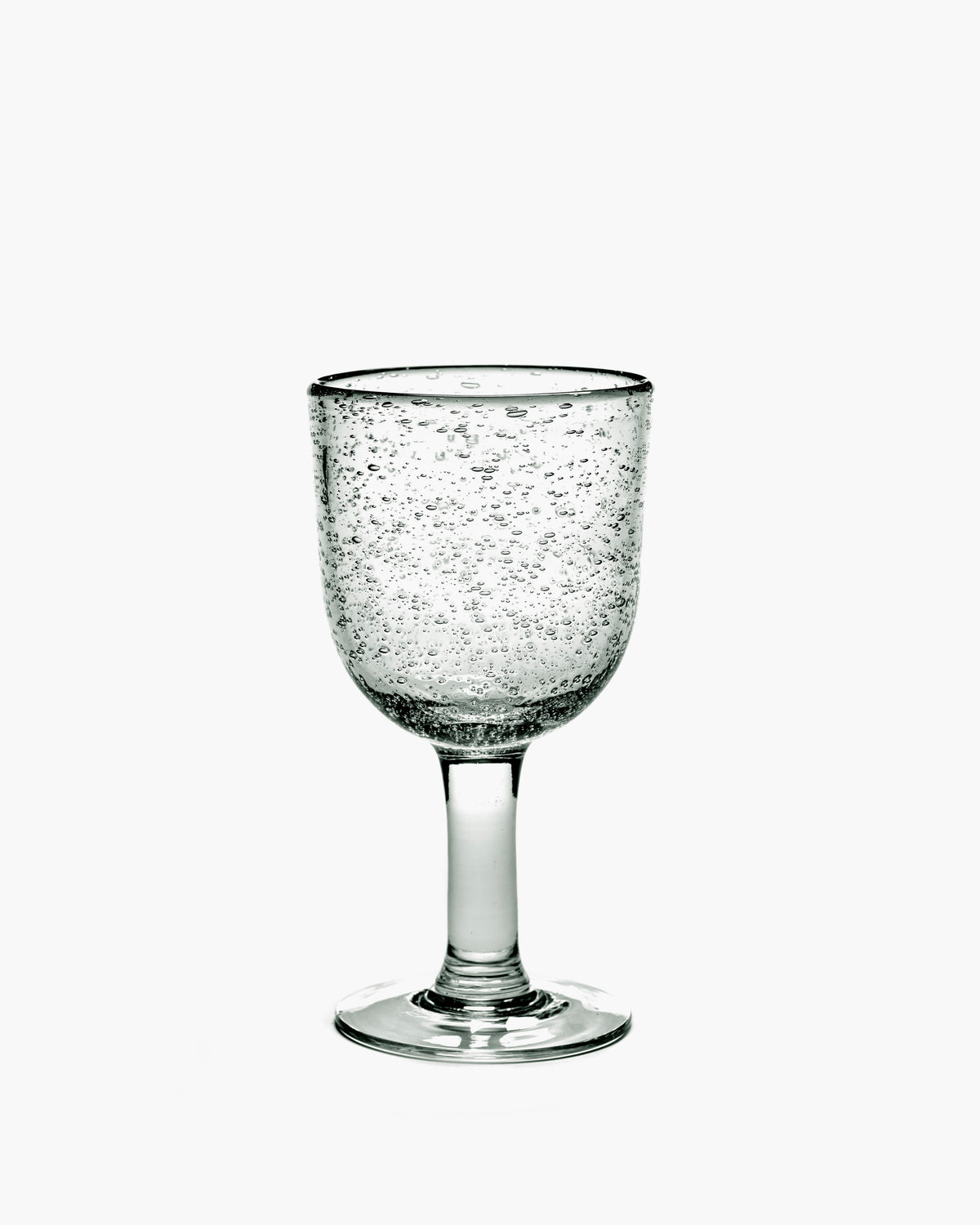 PURE Red wine glass transparent with bubbles