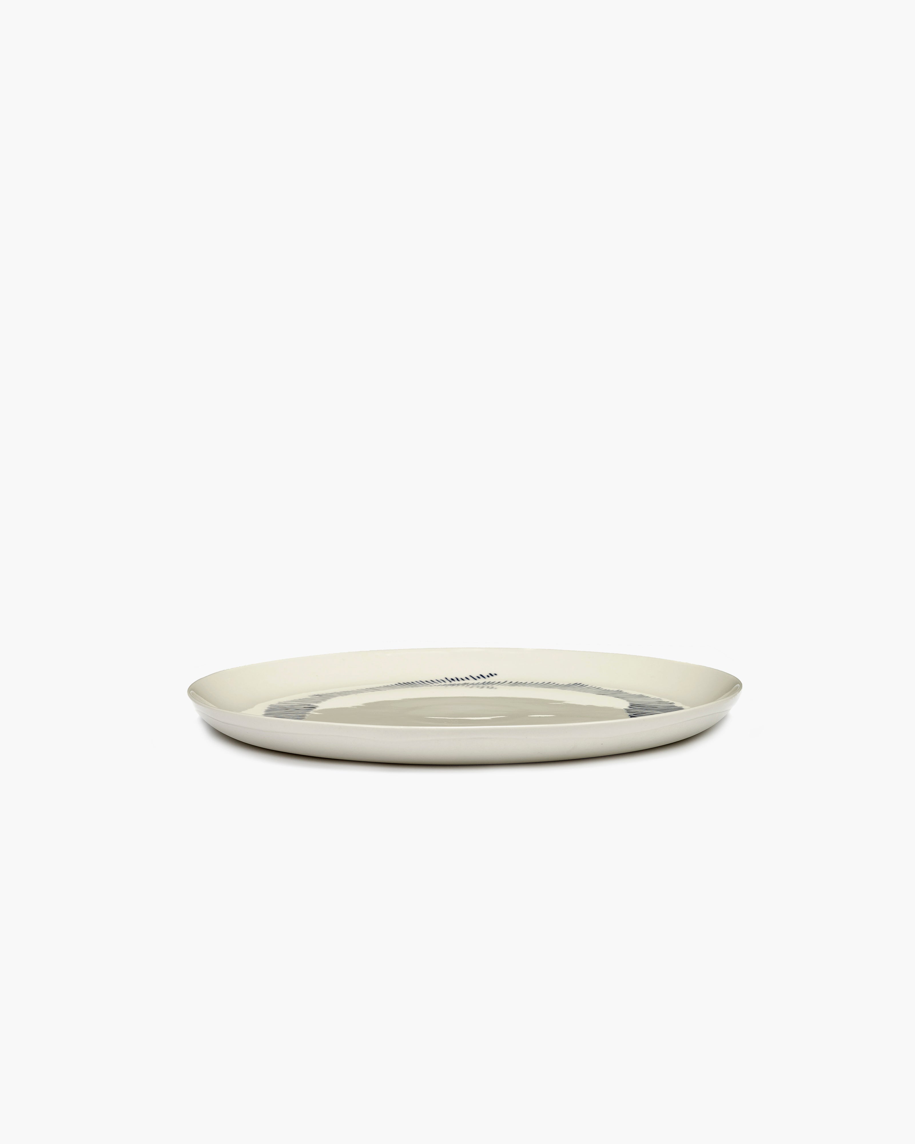 FEAST Dinner plate white swirl - blue stripes