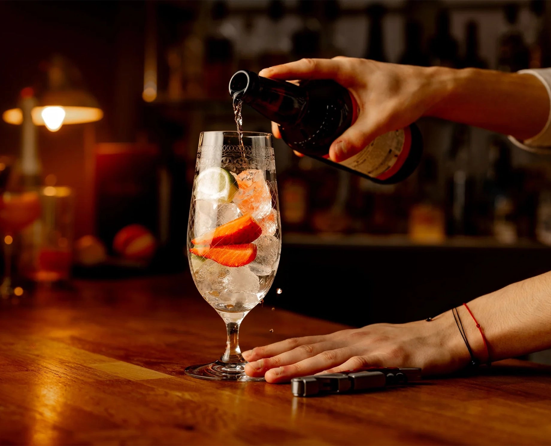 1910 Stemmed Beer Glass, 460 ml